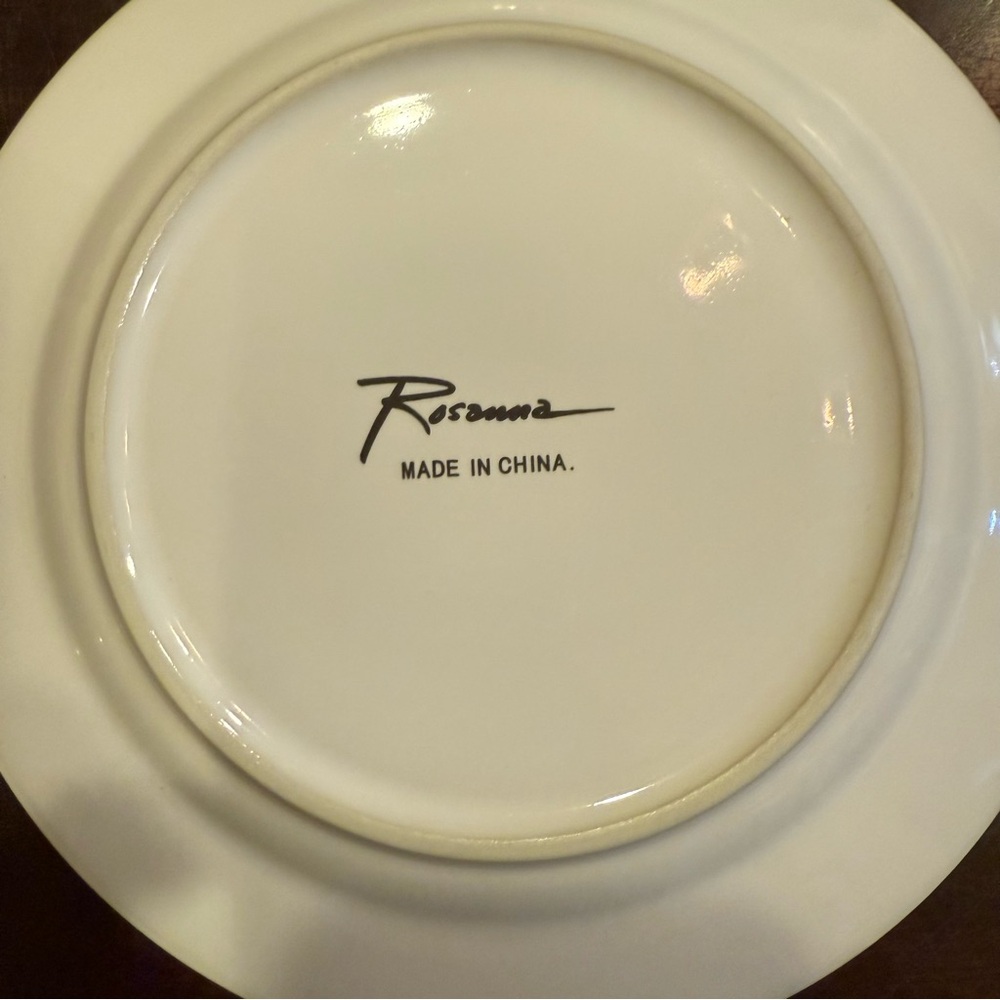 Rosanna Wine-Themed 8” Plates with Gold Trim set of 4 - Picture 7 of 7